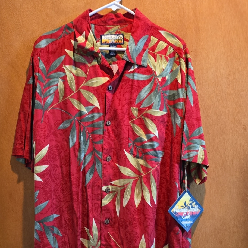 Hawaiian Shirt with Leaf Print
